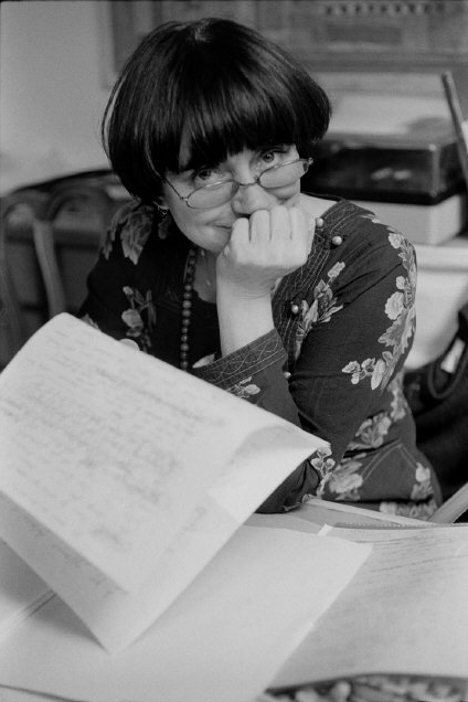 barcarole:Agnès Varda in 1983, by Martine Franck.