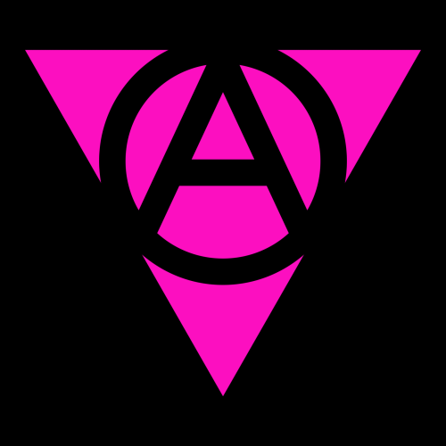 katbutz: Made this in a few minutes in Photoshop. Might be nice for a YouTube avatar.