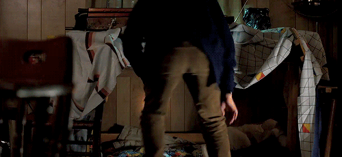 teaandcomics: davinaclaires: Mike is missing Eleven. Every night he calls out on his supercomm to se