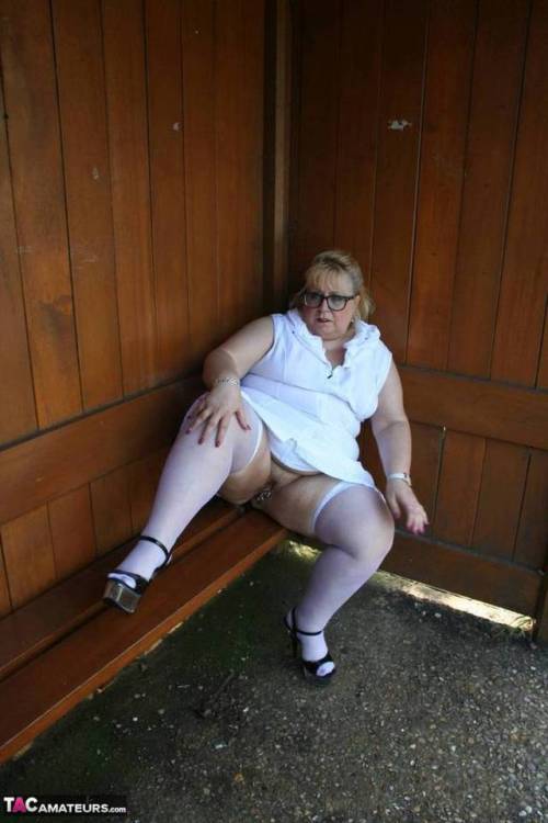 BBW perfectionhttps://www.exhibitioniststrangers.com/bbw-lexi-flashes-her-gash-in-bus-stop/