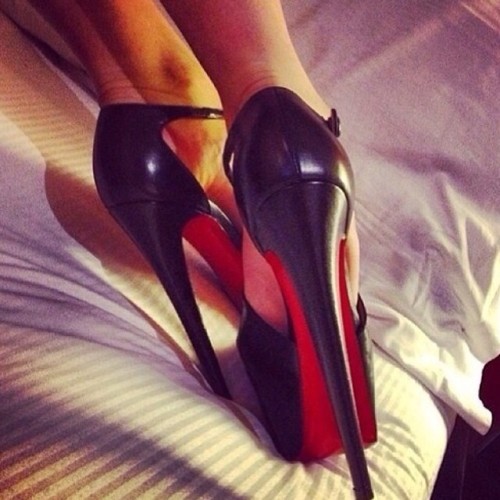 incredibleheels: There is a V-shape in all heels. Happy V-day! #valentine #louboutins #highheels #fa