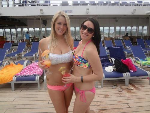 whatbustygirlsdo:We’re on a Cruise