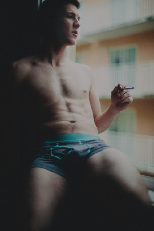 shirtlessboys: (by Steven Sites)