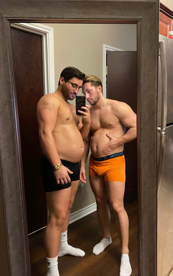 thic-as-thieves:Stuffed. Now time to stuff one another! 😈😛 