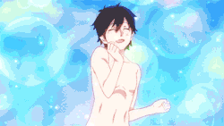 blurockshooter:  This reminds me of the Gay Titan… After 6 hours I finally fixed my GIF… 