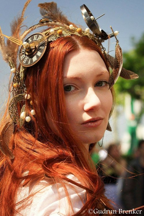 arsenicinshell:  Steampunk Girl 2014 by KatiaInsomnia