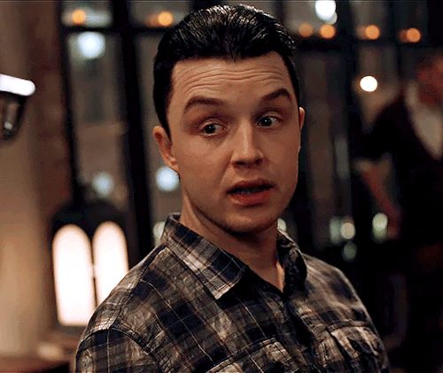 NOEL FISHER As MICKEY MILKOVICH ╰┈➤ SHAMELESS SEASON 4