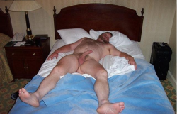 dadsonsex:  Dad’s asleep…