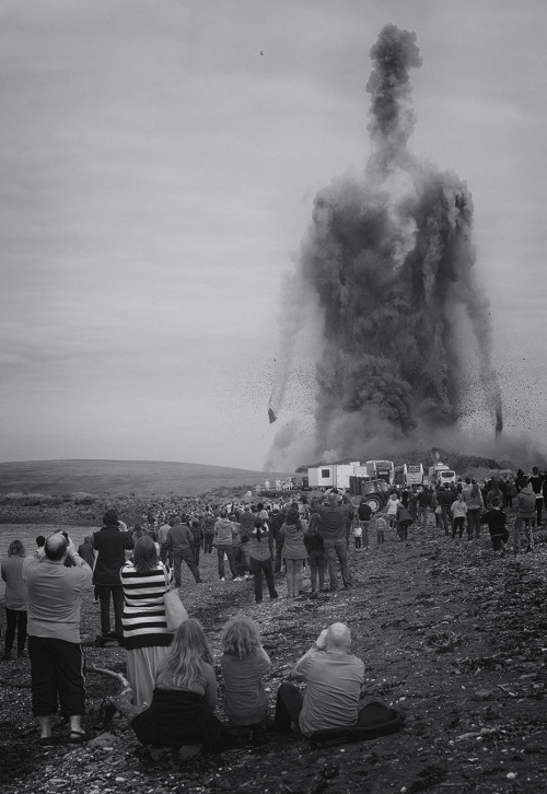 semioticapocalypse:Steven Jensen. Smoke from the demolished power plant forms a human-like figure. 2