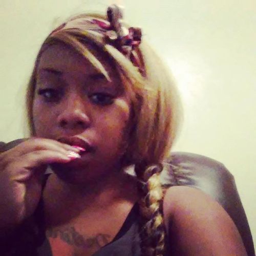 bigbuttsthickhipsnthighs:  What a cutie pie