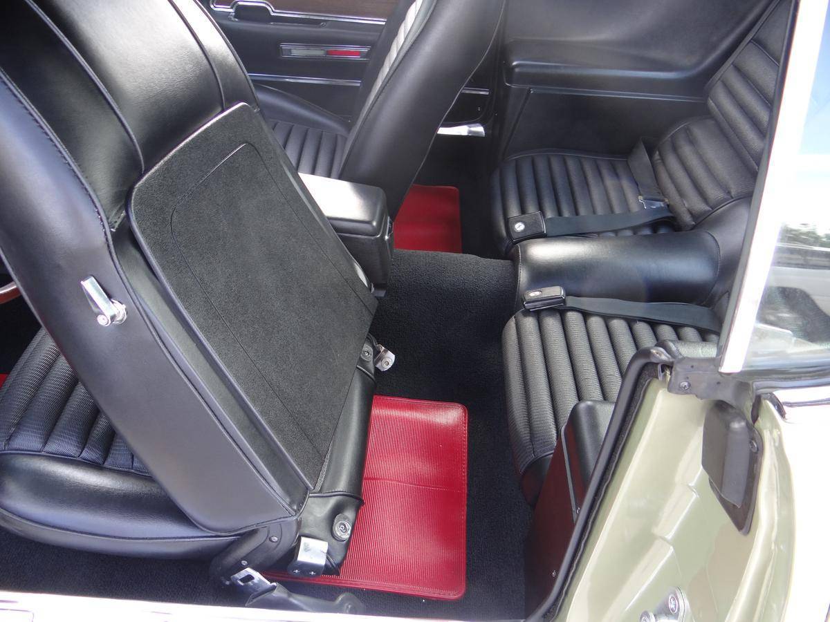 hemmingsmotornews:  428 Cobra Jet-powered 1969 Ford Mustang Mach 1 Sportsroof for