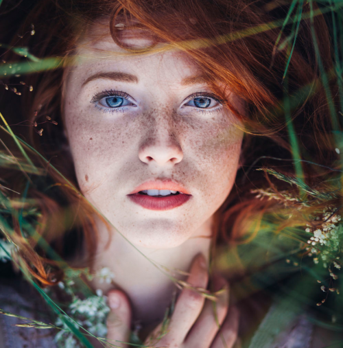blueberry-hedonist: Model: Asima Sefic Photographer: ? quamiller.com/4rx6