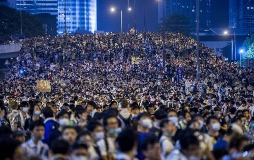 micdotcom:  35 intense photos capture protesters’ struggle for democracy in Hong Kong Follow micdotcom  