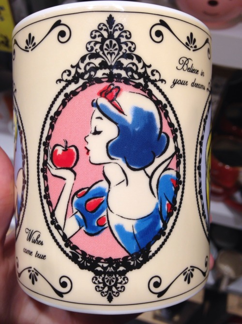 Disney princess cup featuring four princesses.