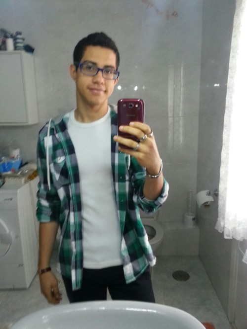 foreverfree24:  Goodmorning followers :) I hope you have a good day :) 