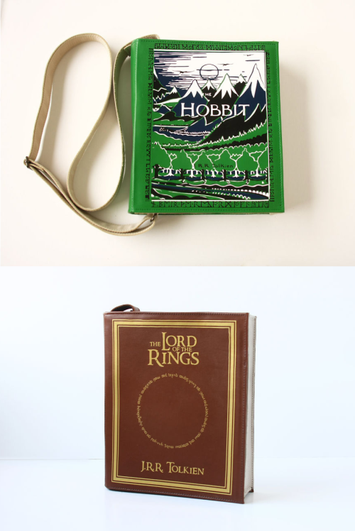 wordsnquotes: Book Bags That Let You Carry Your Favorite Book Everywhere  Moscow-based indie bo