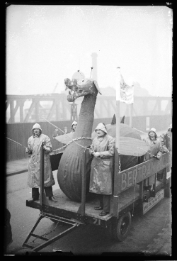 weirdvintage:  Model of the Loch Ness Monster, part of the Bertram Mills Circus, photo by James Jarche for the Daily Herald, 1933 (via National Media Museum UK/Daily Herald Archive) 