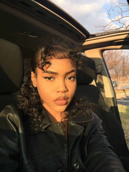 kingoftheheelstate:  aaijaaa:  ✨✨  😩😩😩😩