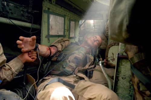 soldiers-of-war:IRAQ. Karbala. May 8, 2004.Sgt. Shawn Boothby of Maine was among soldiers who were t