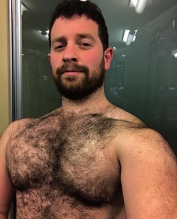 Follow my two hairy men blogs:http://sambrcln.tumblr.comhttp://hairysex.tumblr.com