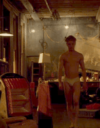 12fa57c59e90bec4029d44f22fa72403d8d7ea87.gifv