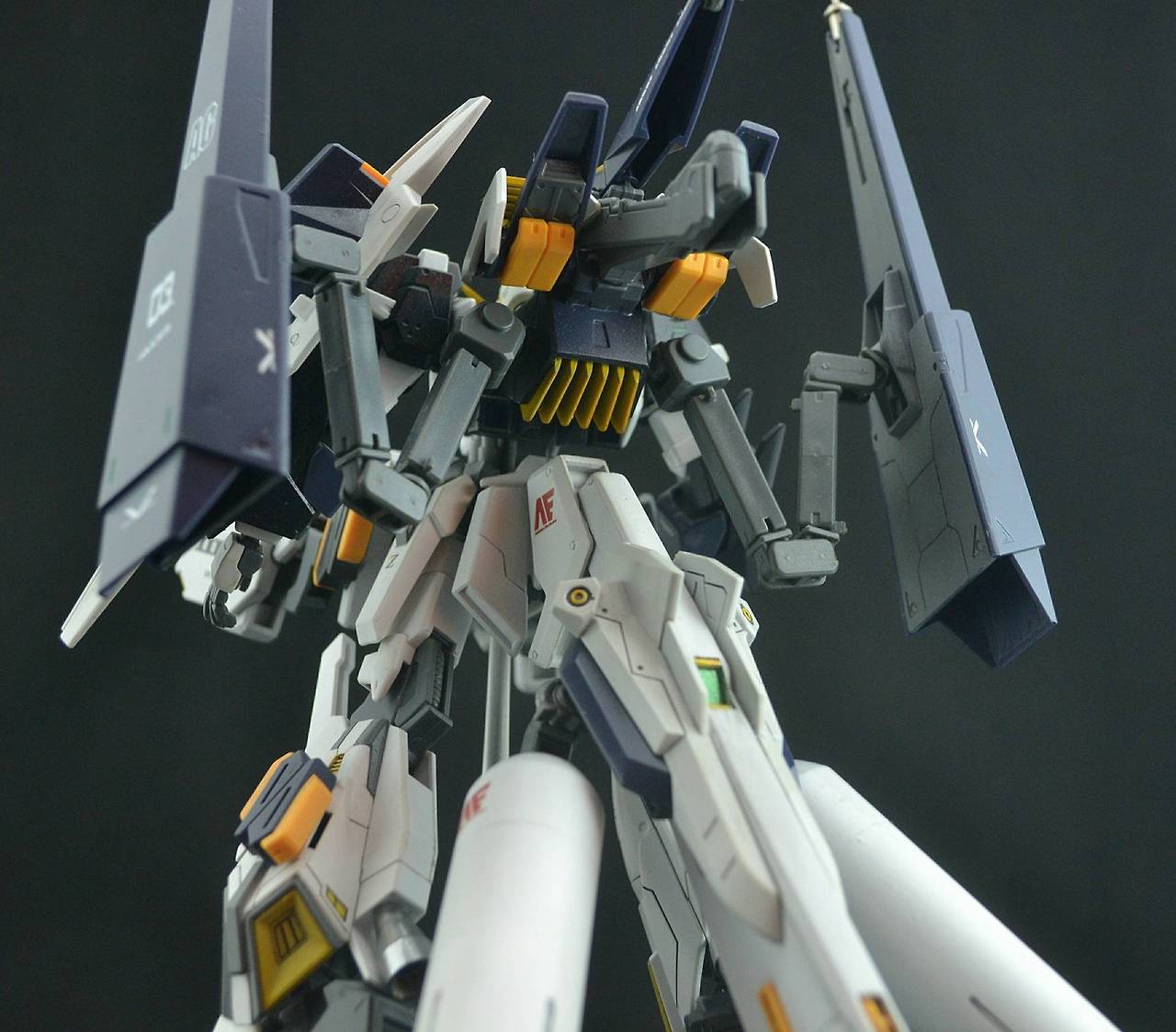 mechworks-uwu:  FINALLY IM DONEEE,Finally i get to take some clear shots of my HG