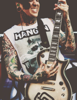 this-is-sempiternaalll:  Tony Perry | Pierce