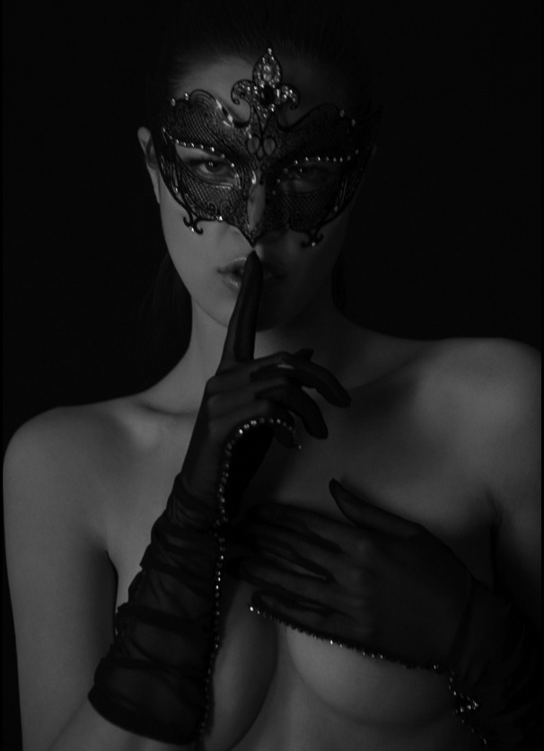 thefemdomdiary:  goseemag:  “MASKed” Models: Alana, Arlene, Leigh, Krista &amp;