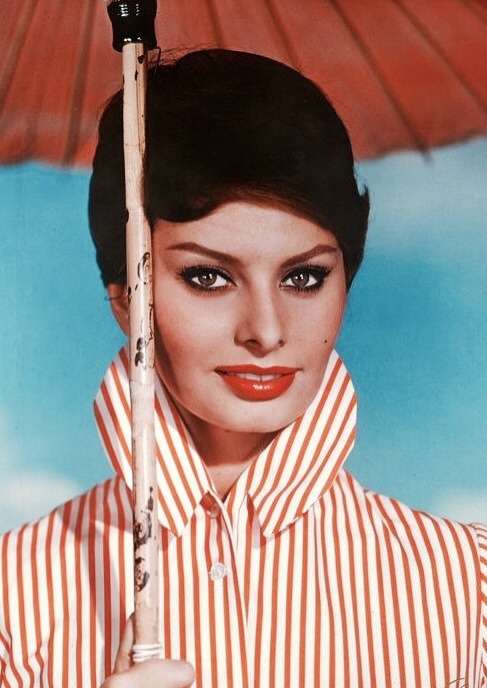 misssophialorens:  Sophia Loren photographed by Wallace Seawell, 1959.