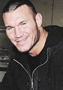 randal-keith-orton:   Randy Orton grants wishes for WWE Circle of Champions in Scotland   