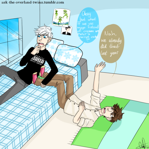 ask-the-overland-twins:  Jackson: Well nobody actually kills the spiderJack: But uh.. Emma lets it out