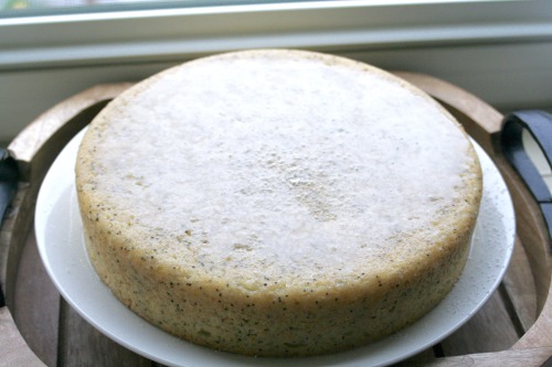 anniesveggielife: Lemon poppyseed cake im gonna show you how ridiculously easy it is to make things 