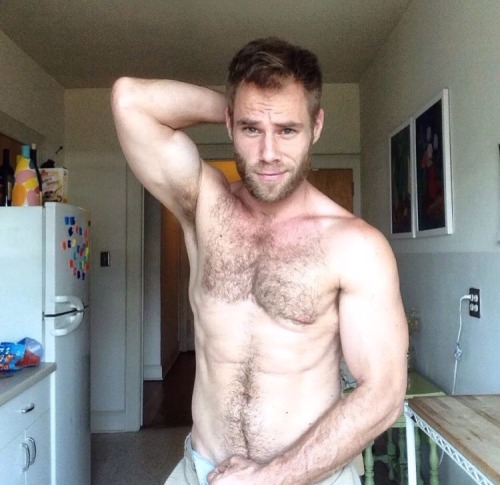 hotashellcelebmen:  More here : http://realboyshgys.blogspot.fr/2015/10/matthew-wilkas-actor-grinder-photos.html?zx=3a74c2a5593b3ade 