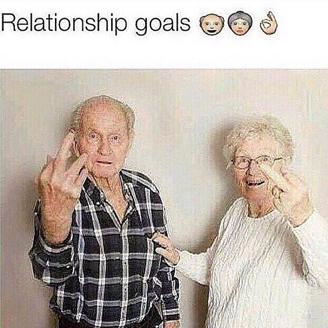 hiddensky:  Tag your Mr Right …. It’s all about that ladies/gentlemen lol 😜💌