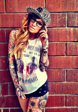 bodmod-girls:  Perfect inked beauties