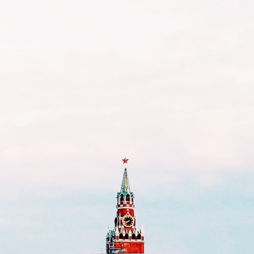 XXX vintagepales:  Minimalist Moscow Architecture photo