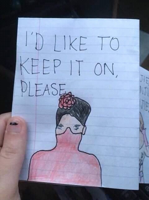 trixiesblondewig: trixiesblondewig:  A LITTLE GIRL DREW ALL THIS TO GIVE IT TO HER