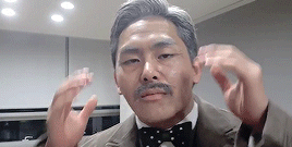 hoaegi:  grandpas got moves 