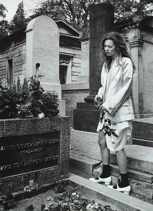 a-state-of-bliss:  Kate Moss by Thierry Le Goues 1993