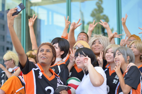 heidiseeks:  Haikyu selfie game, so strong!