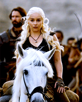aaryastark: Daenerys Targaryen in The Door (6.05)