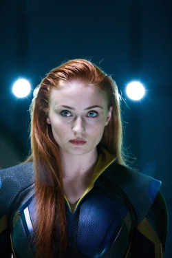 marvelheroes:  Sophie Turner as Jean Grey,