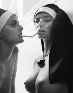 Jessica Hart &amp; Lydia Hearst by Marc Hom