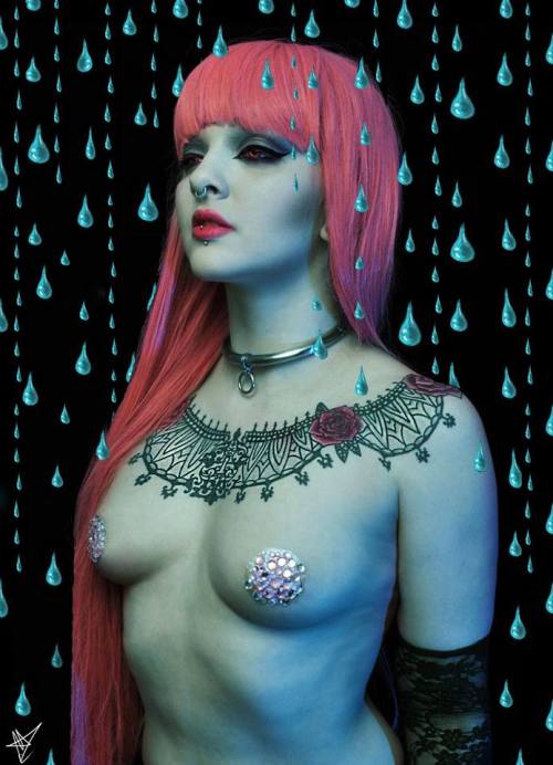 Photo: Mortiferum Photography  Muah: Serena Russell Photo inspired: Tara McPherson  