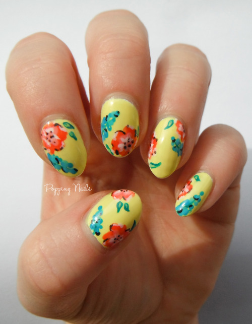 Fun bright floral today, it’s not often I do a floral with a colourful background but they tur