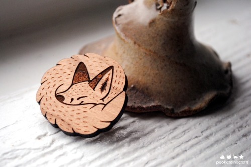 New fox pin design looks cute sleeping on your backpack! It’s in the etsy shop now!