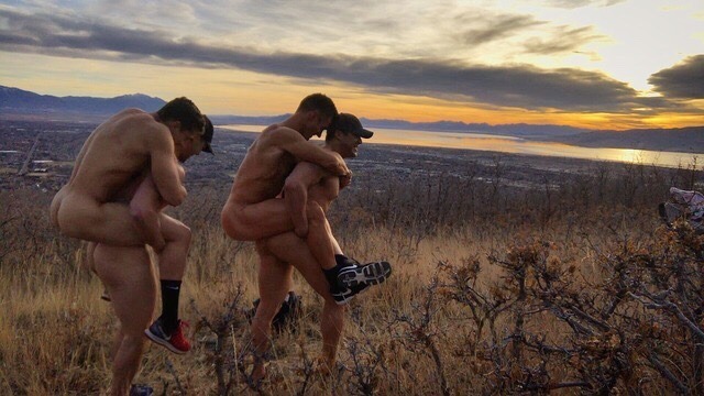 hard27m:  barejock: Hike Life 2/2 Barejock makes me drip  I bet L-O-A-D-S of memories