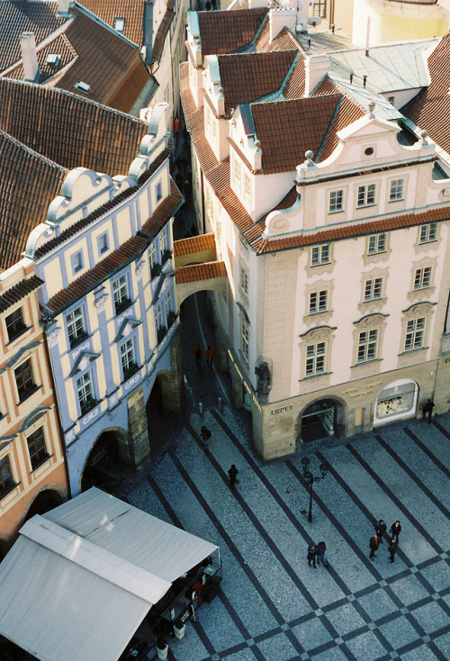 Prague - March, 2018Cinestill 800T x Olympus OM-1prints | instagram