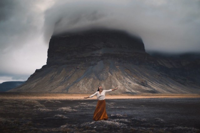 wordsnquotes:  Humanity VS. Nature in Iceland Photographers  Elizabeth Gadd,  Rob