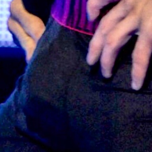 lovedatbieberass:  Omg you can see the vain on Justin Bieber’s dick OMG @justinbieber has a big dick😍😍 even back then. I want to milk dat bieberconda dry mmmm biebermilk Aka Biebercum😵😵😵😵😵💦👅💦👅💦👅👅 #biebercum